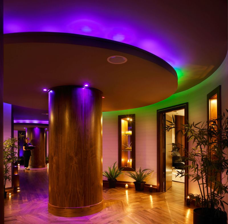 Spa Corridor Hi Res